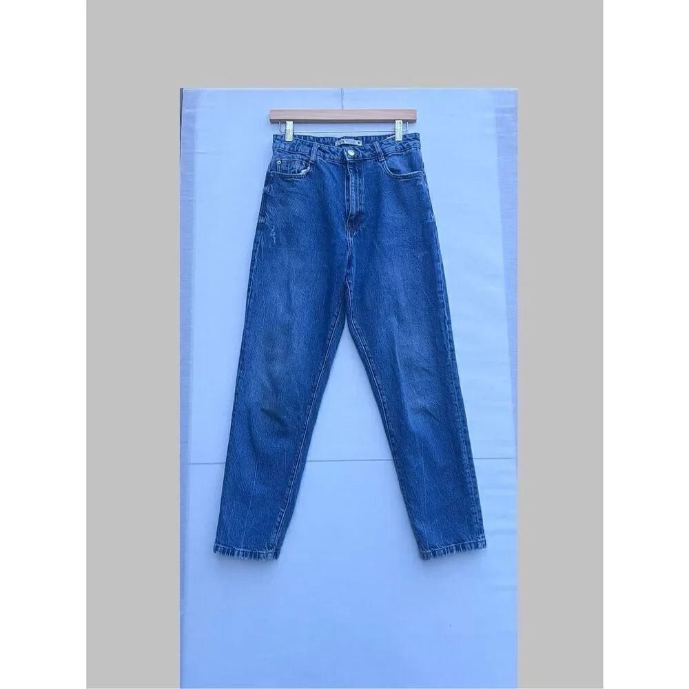 Zara Denim Straight leg Women’s Jeans size 8